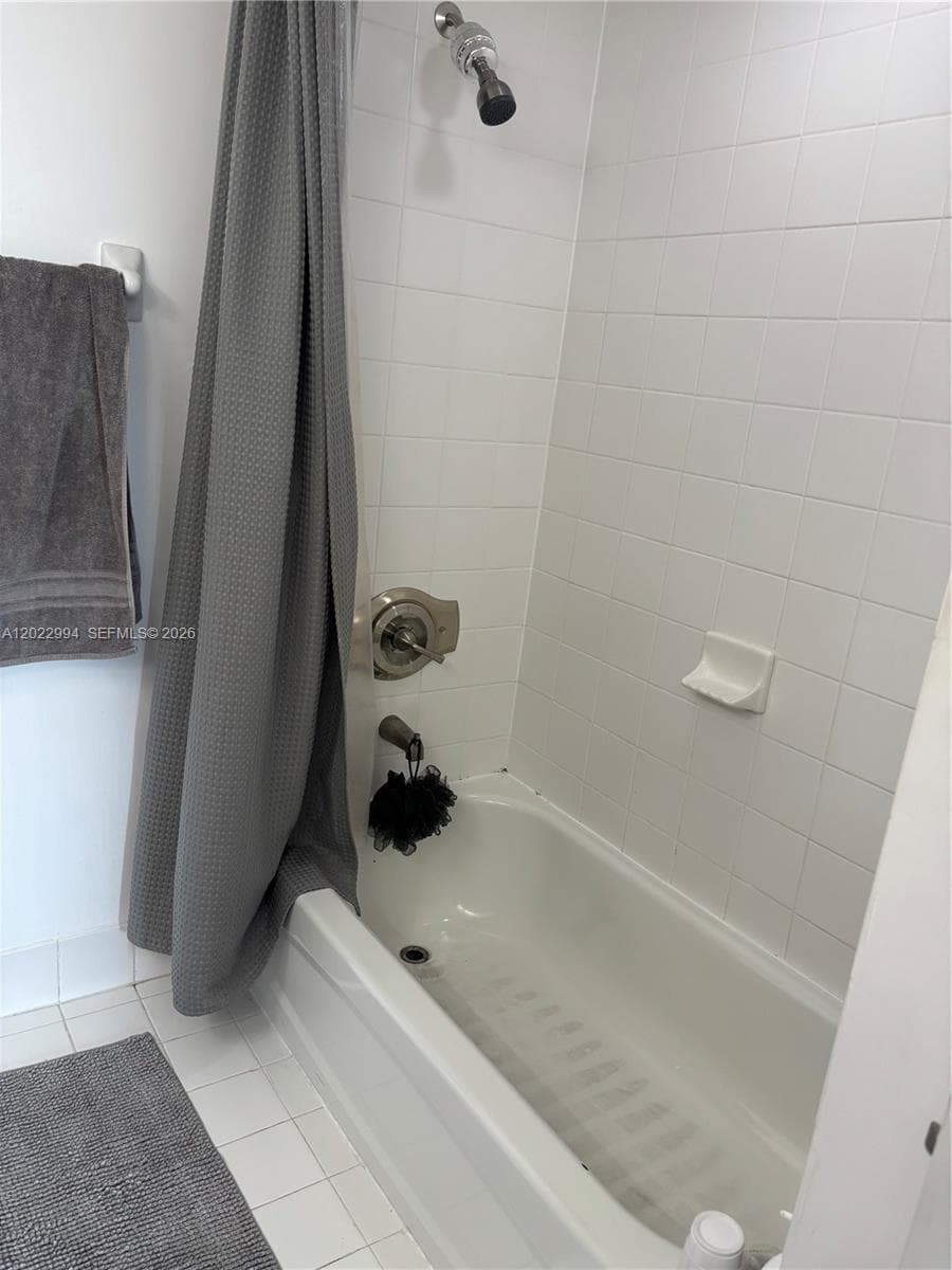 36 NW 6th Ave # 802, Miami FL 33128 — 11