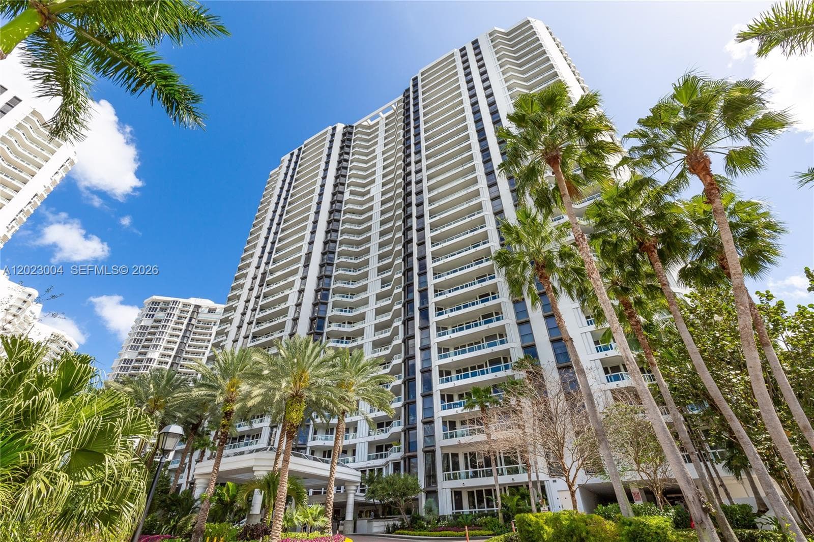 21055 Yacht Club Dr # 2704, Aventura FL 33180 — 38