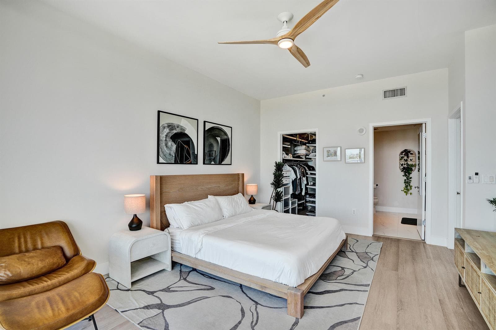 3470 E Coast Avenue # H2704, Miami FL 33137 — 18