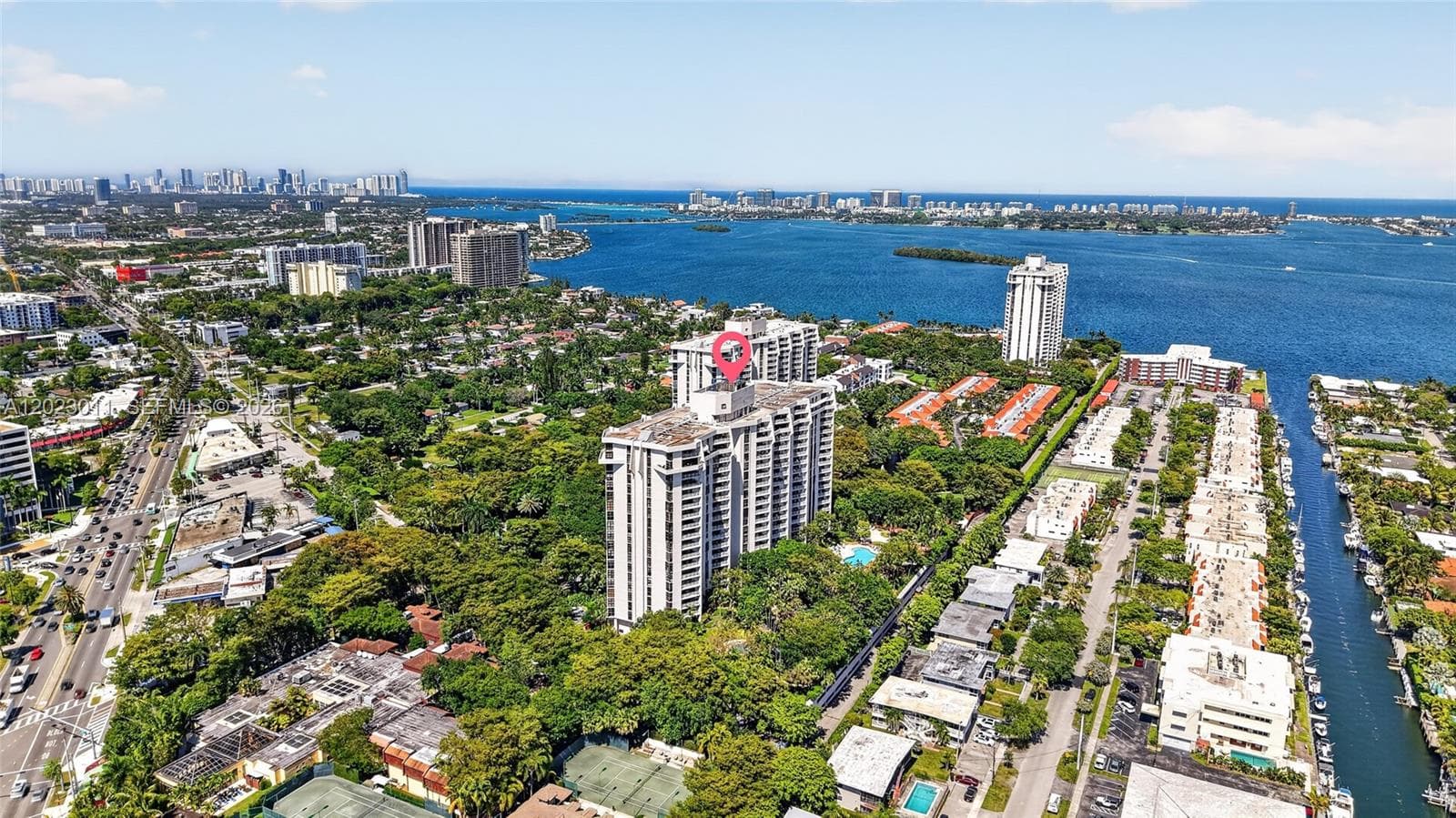 2000 Towerside Ter # 709, Miami FL 33138 — 27