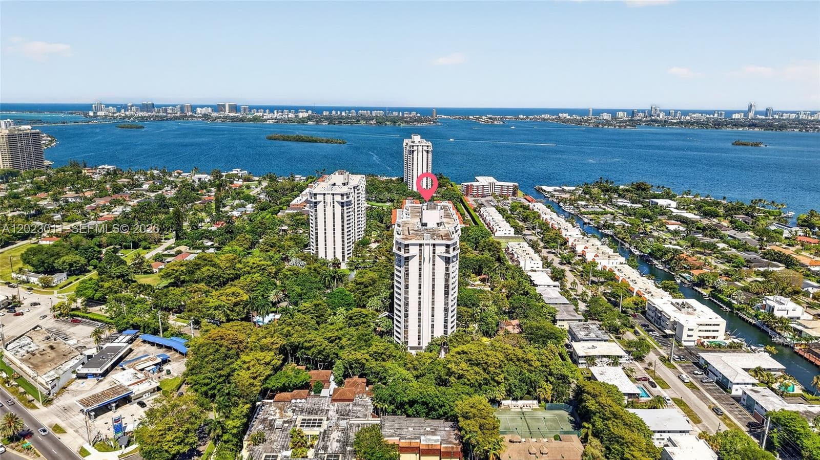2000 Towerside Ter # 709, Miami FL 33138 — 26