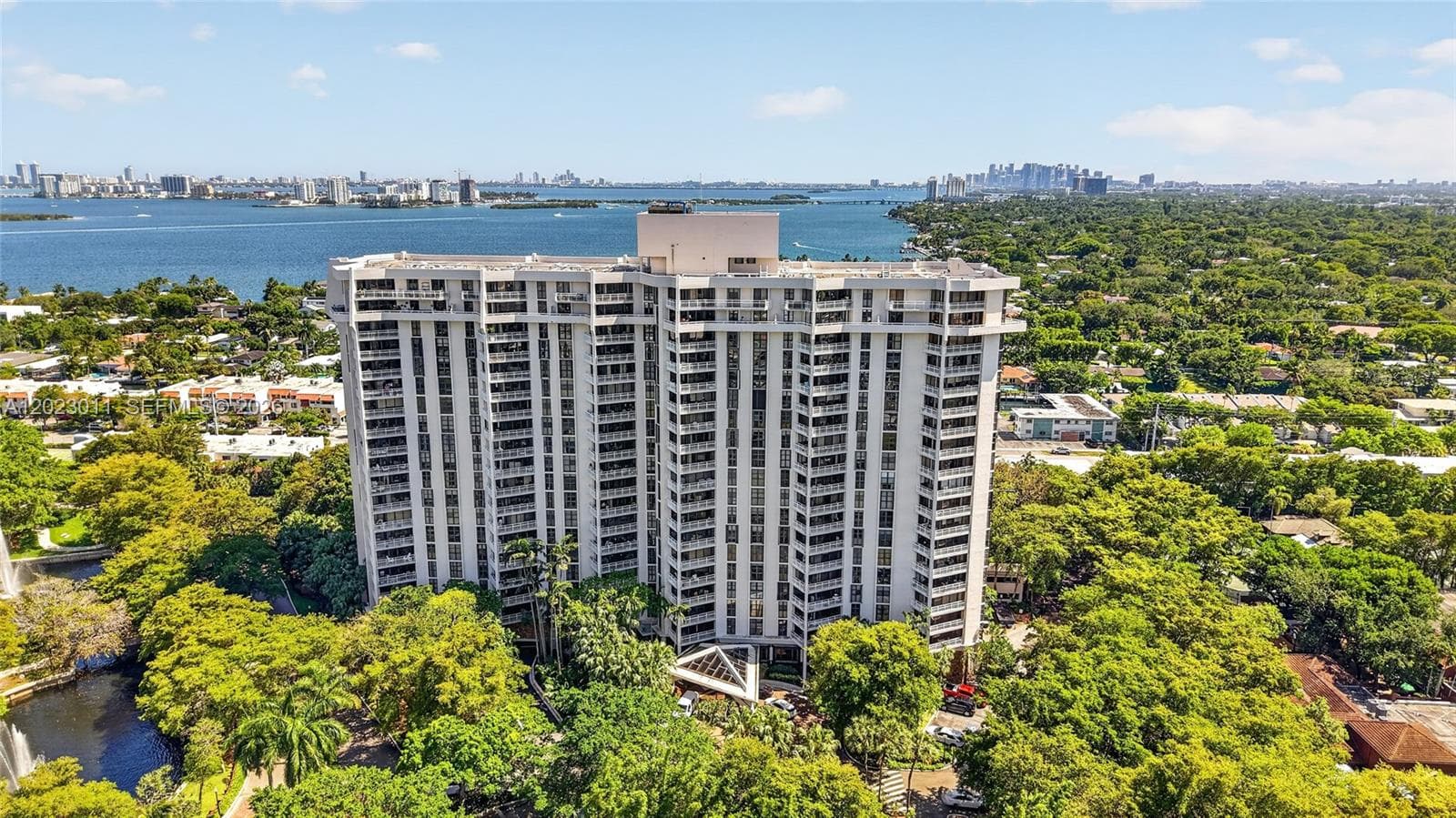 2000 Towerside Ter # 709, Miami FL 33138 — 22