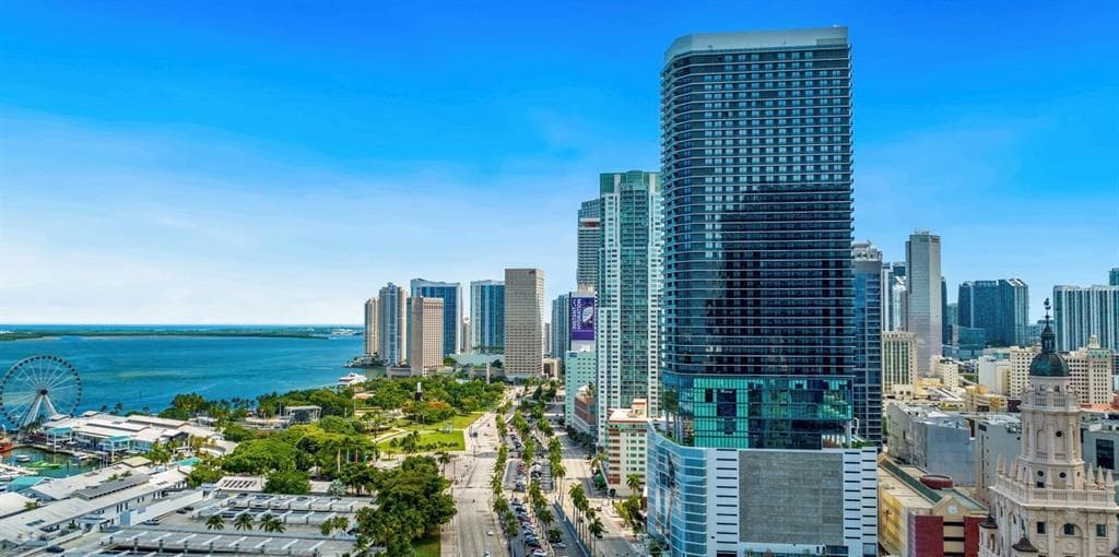 398 NE 5th Street # 4015, Miami FL 33132 — 1