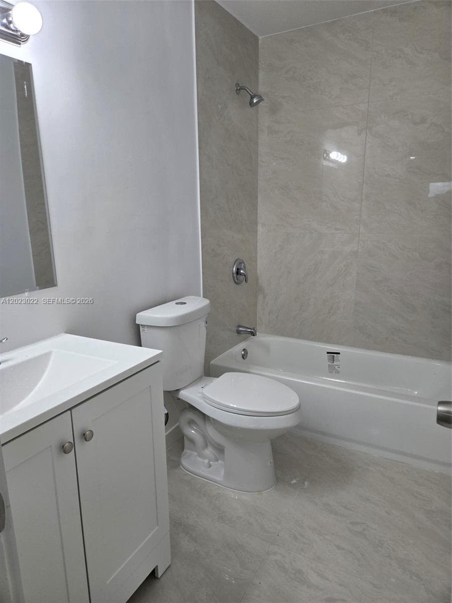 800 Independence Dr # 800L, Homestead FL 33034 — 2