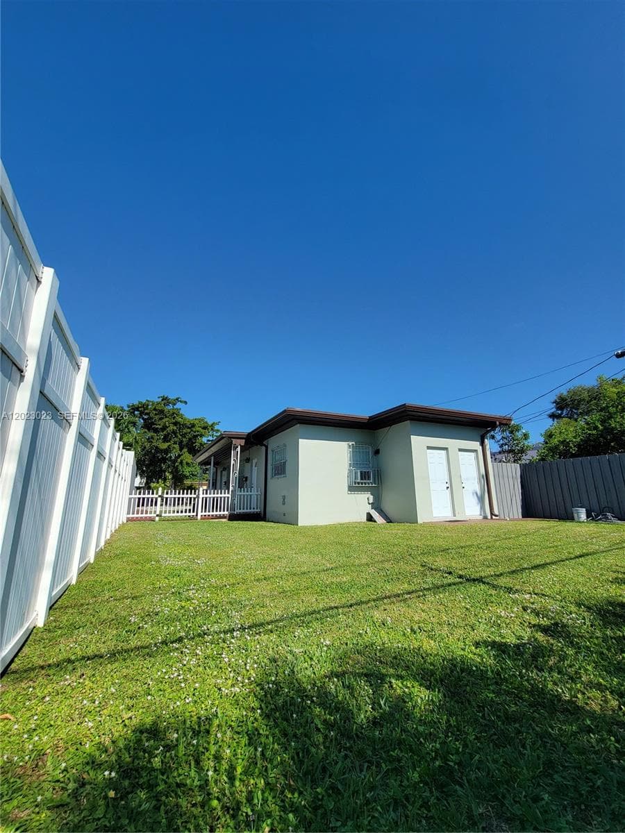 Silver Bluff Homesites, Miami, FL — 23