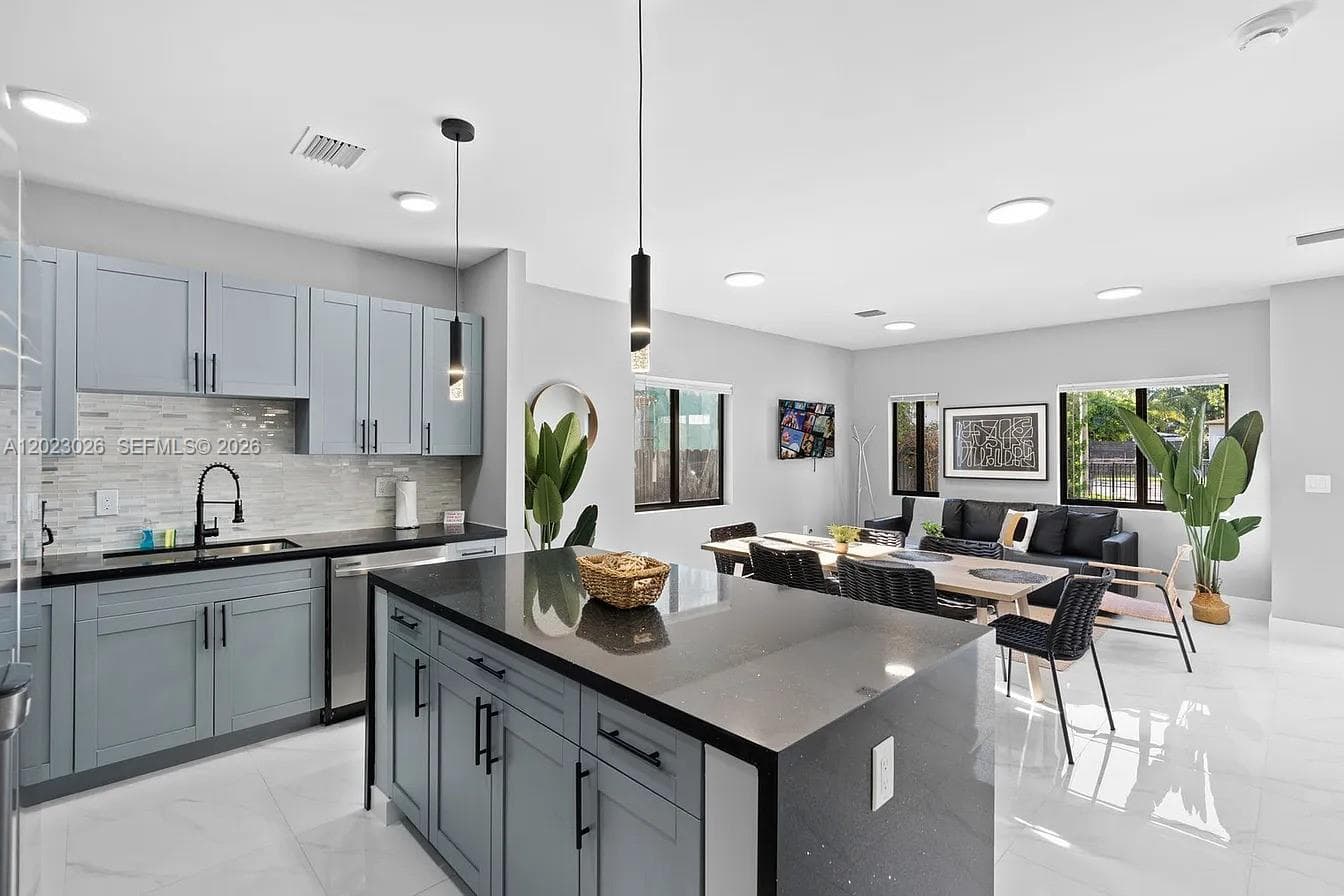 1784 & 1786 NW 31st St, Miami FL 33142 — 11