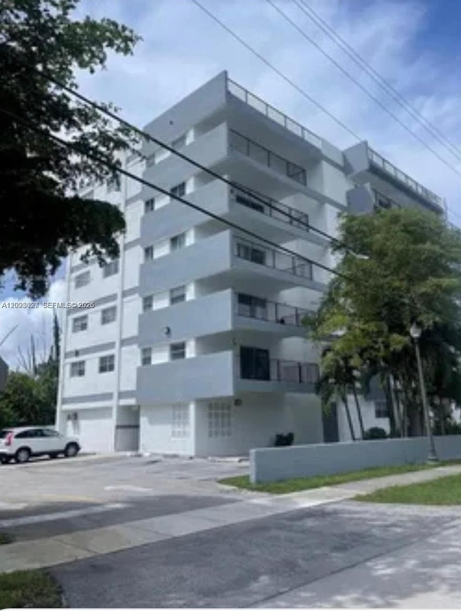 16508 NE 26th Ave # 303, North Miami Beach FL 33160 — 17