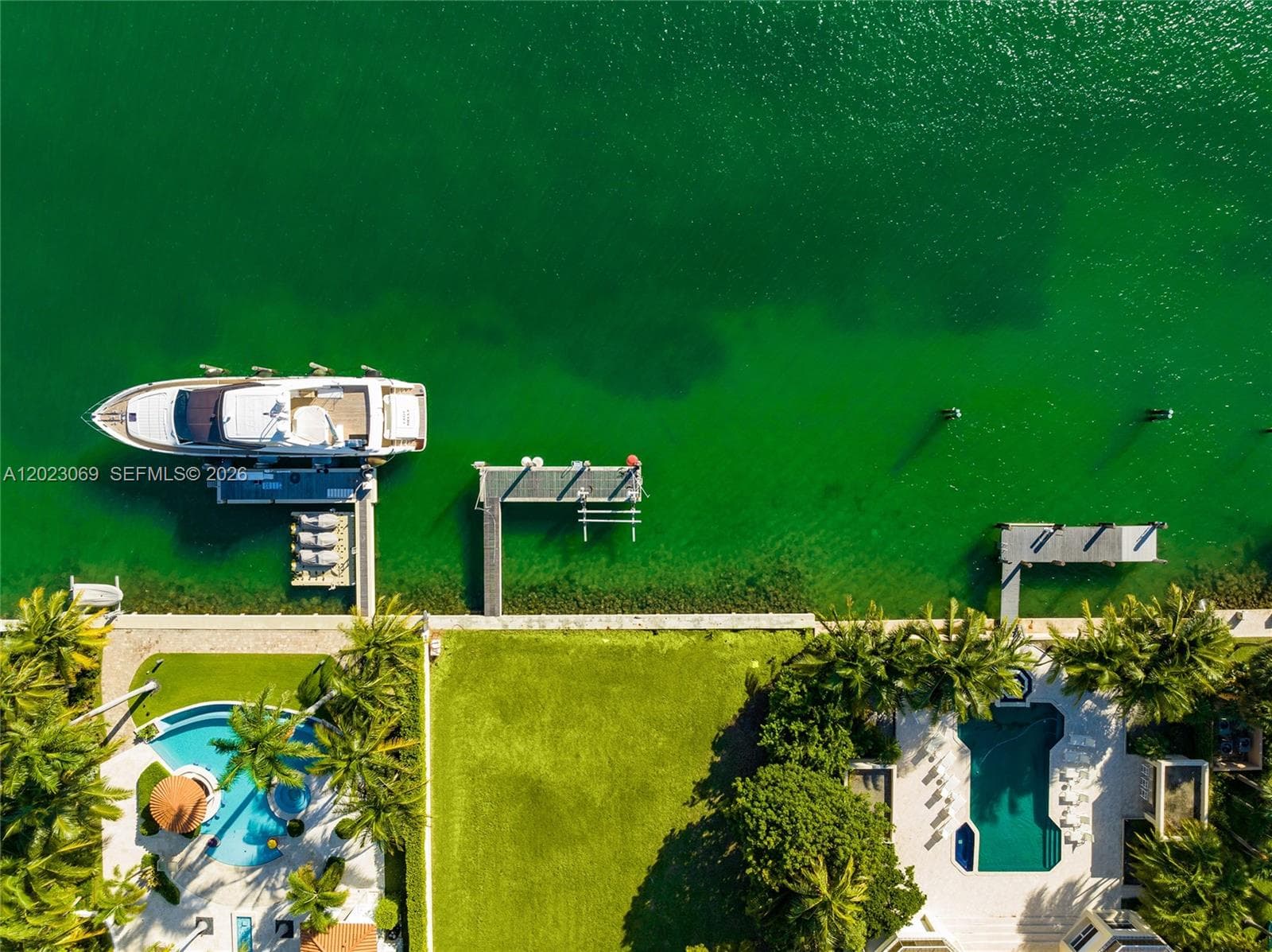 36 Star Island Dr, Miami Beach FL 33139 — 18