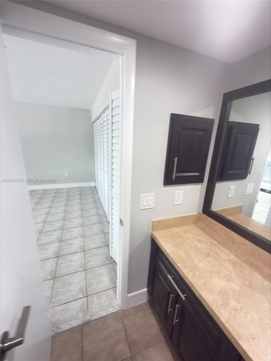 Greenway Lakes Sec One, Miami, FL — 24