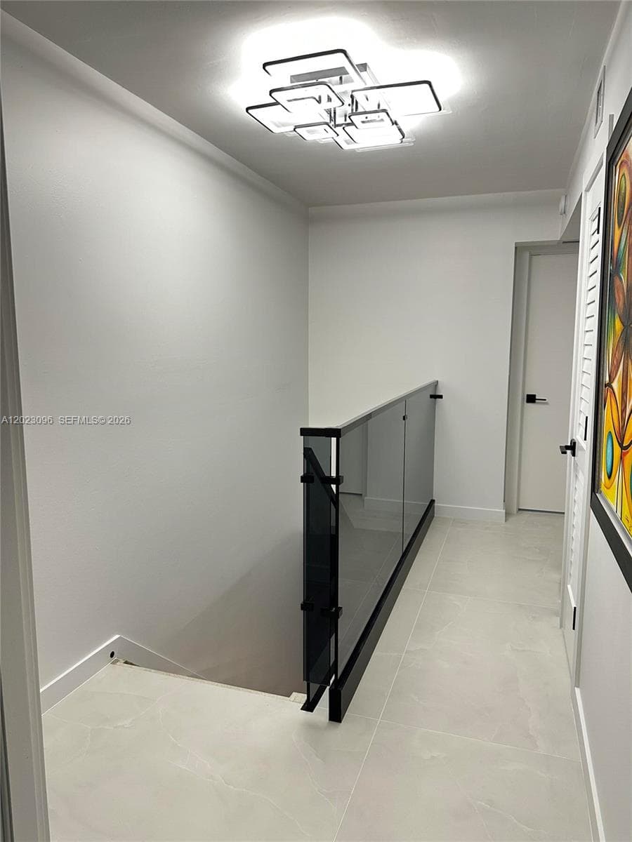 425 Grapetree Dr # 211, Key Biscayne FL 33149 — 17