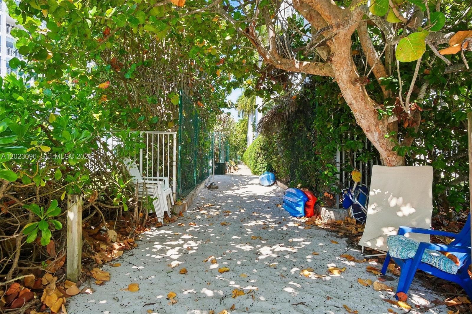 425 Grapetree Dr # 211, Key Biscayne FL 33149 — 28