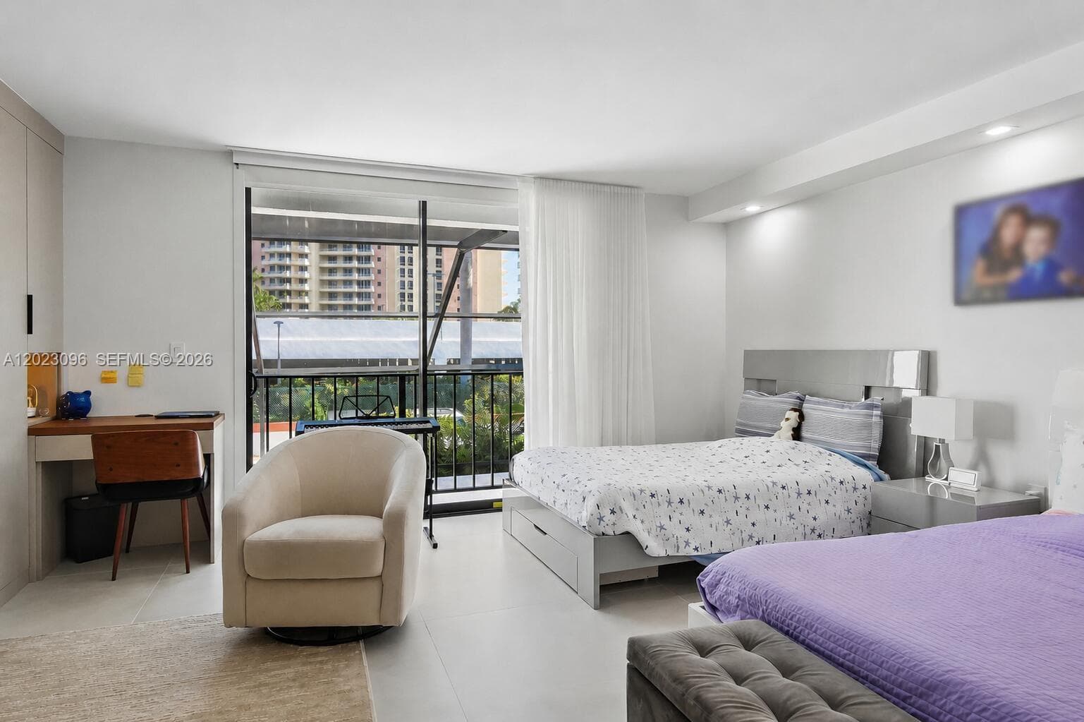 425 Grapetree Dr # 211, Key Biscayne FL 33149 — 18
