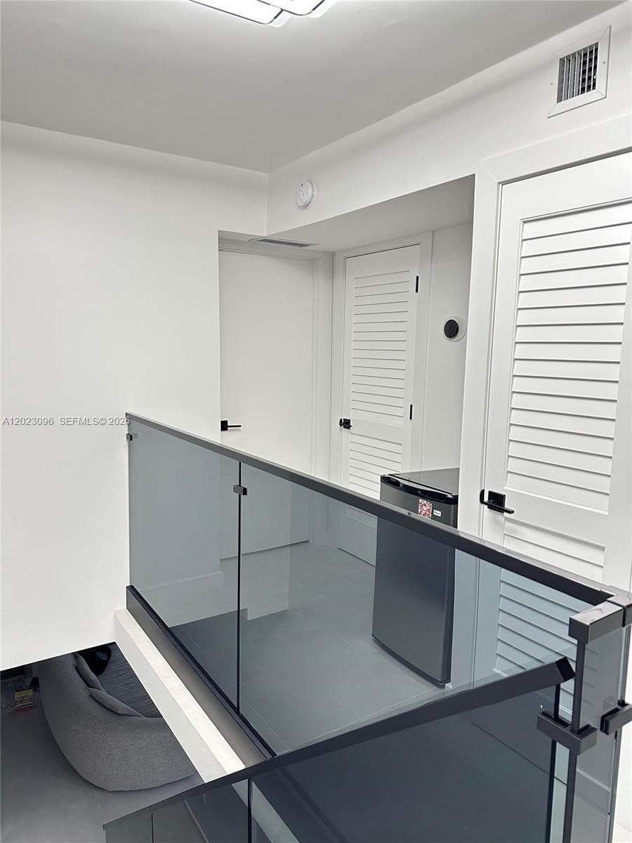 425 Grapetree Dr # 211, Key Biscayne FL 33149 — 15