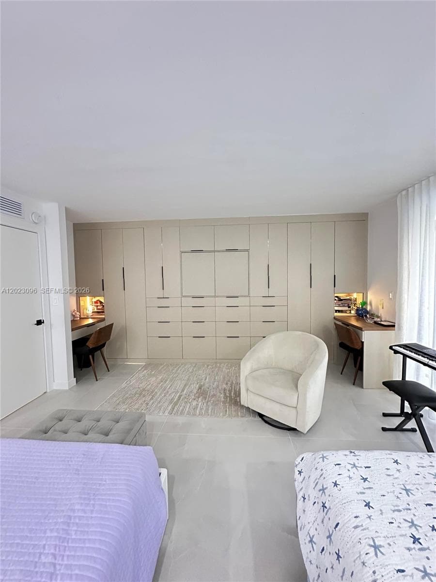 425 Grapetree Dr # 211, Key Biscayne FL 33149 — 19