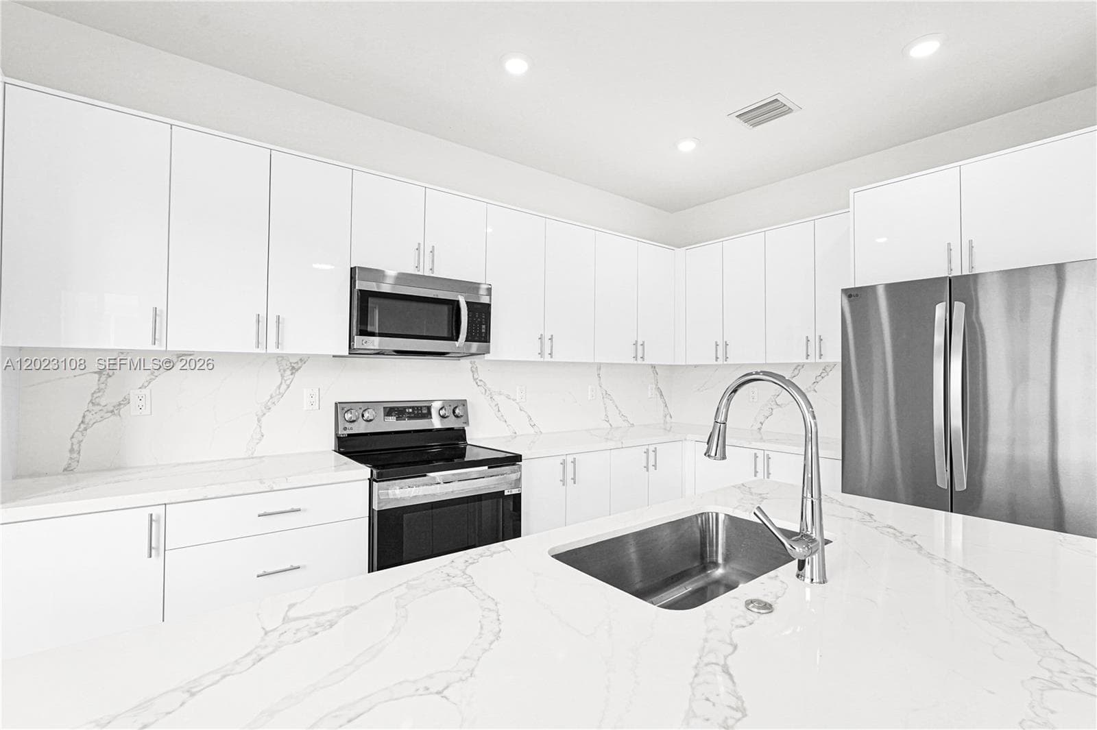 22555 SW 125th Ave # 13A, Miami FL 33170 — 16