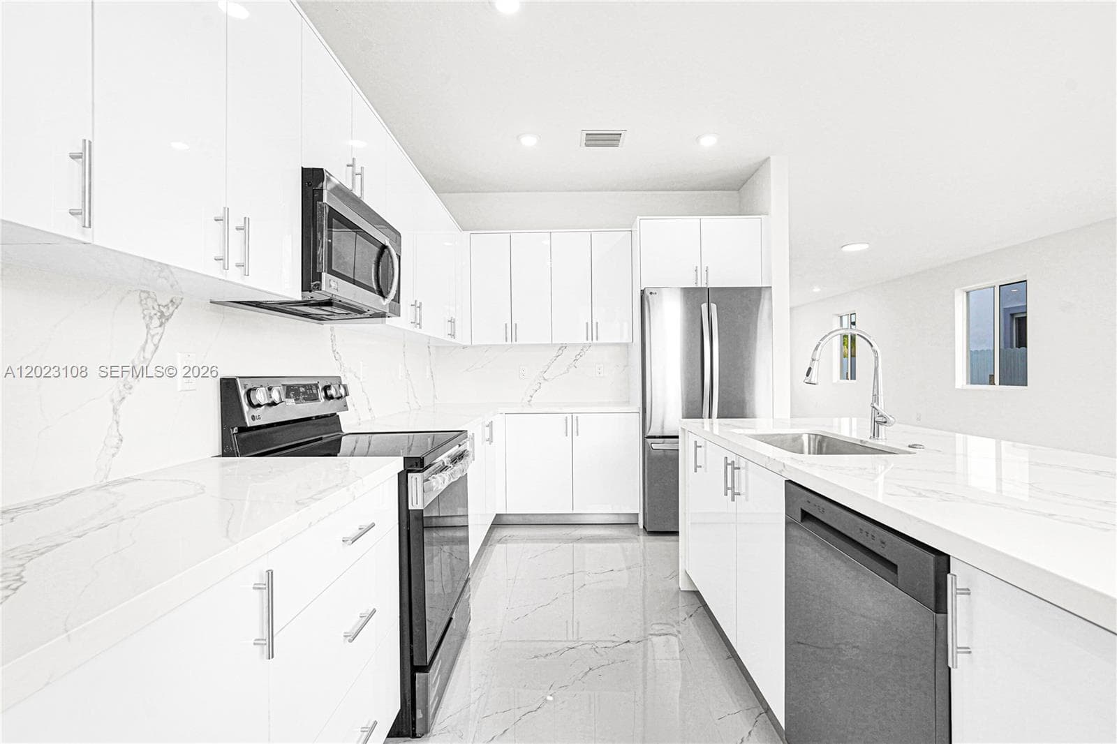 22555 SW 125th Ave # 13A, Miami FL 33170 — 8