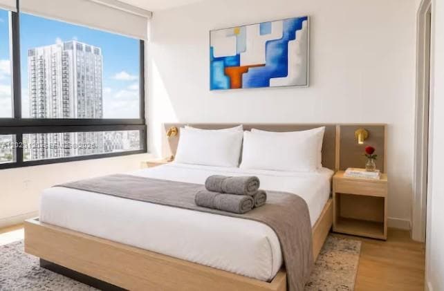 225 N Miami Ave # 3204, Miami FL 33128 — 7