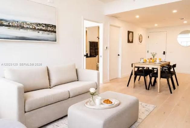 225 N Miami Ave # 3204, Miami FL 33128 — 1