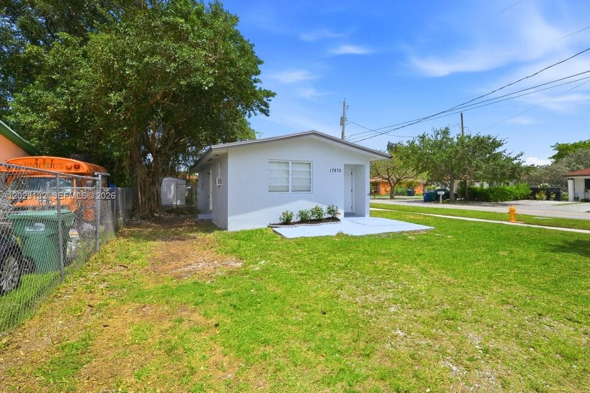 17875 SW 103rd Ave, Miami FL 33157 — 2