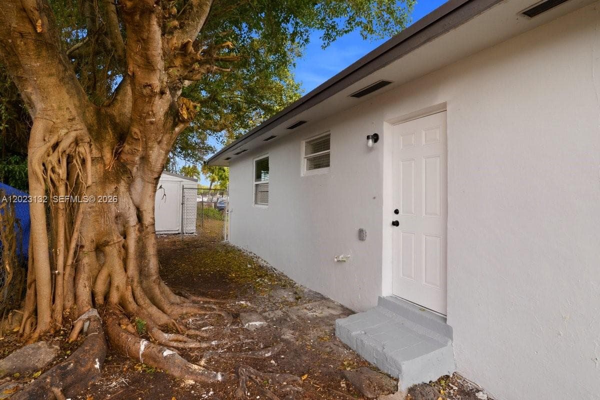 17875 SW 103rd Ave, Miami FL 33157 — 17