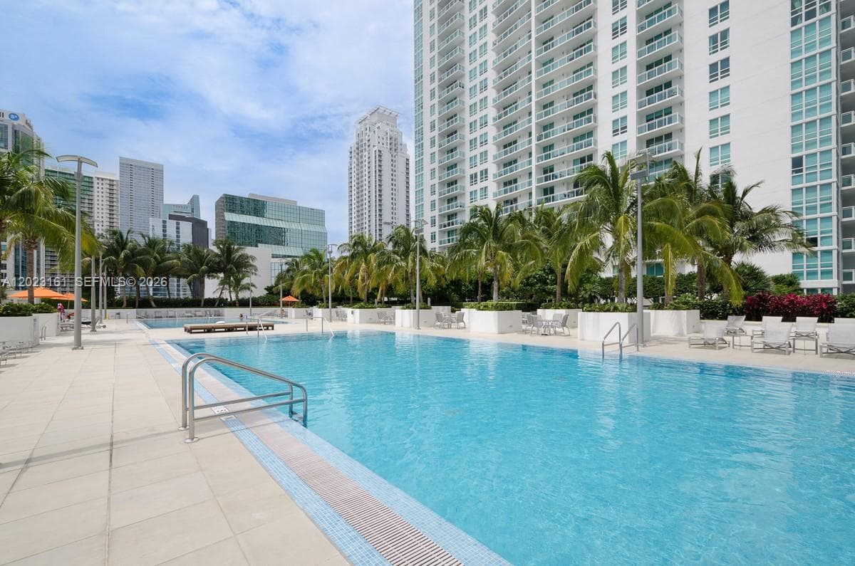 950 Brickell Bay Dr # 1701, Miami FL 33131 — 23