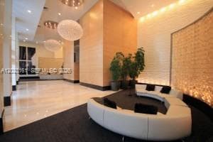 950 Brickell Bay Dr # 1701, Miami FL 33131 — 14