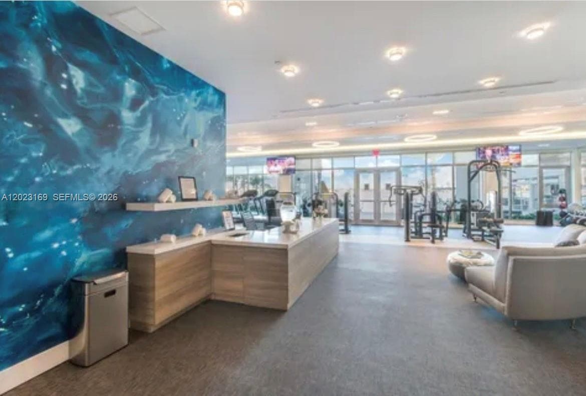 17111 Biscayne Blvd # 2209, North Miami Beach FL 33160 — 17