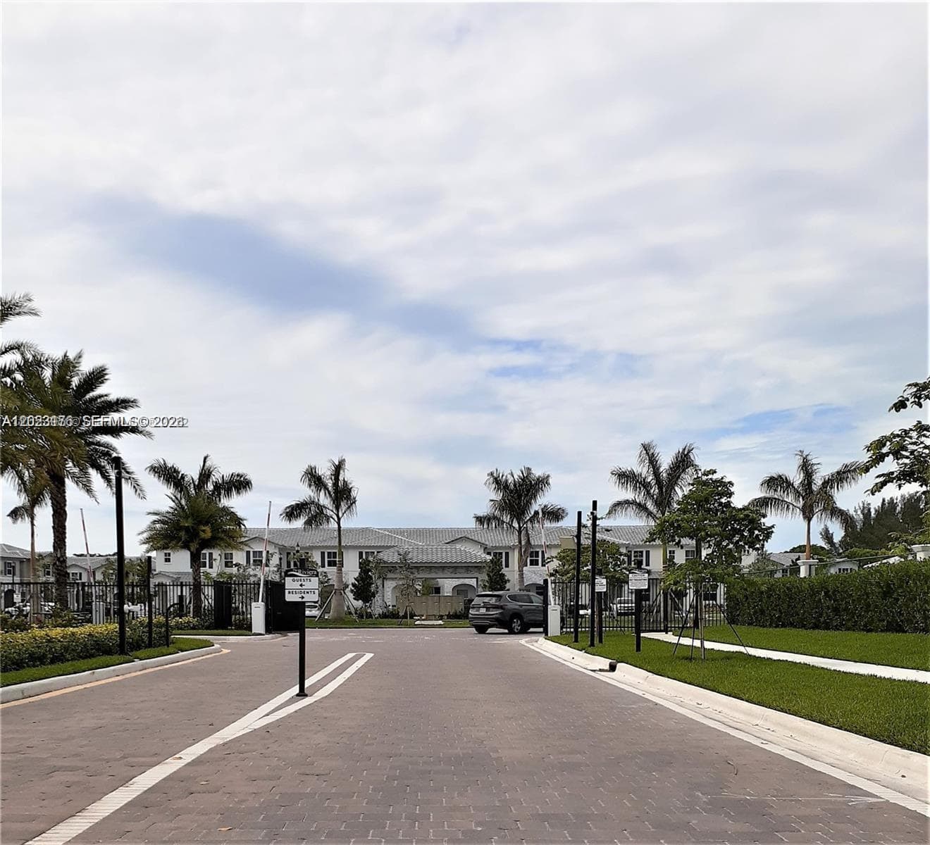 1857 SE 26th Ter, Homestead FL 33035 — 2