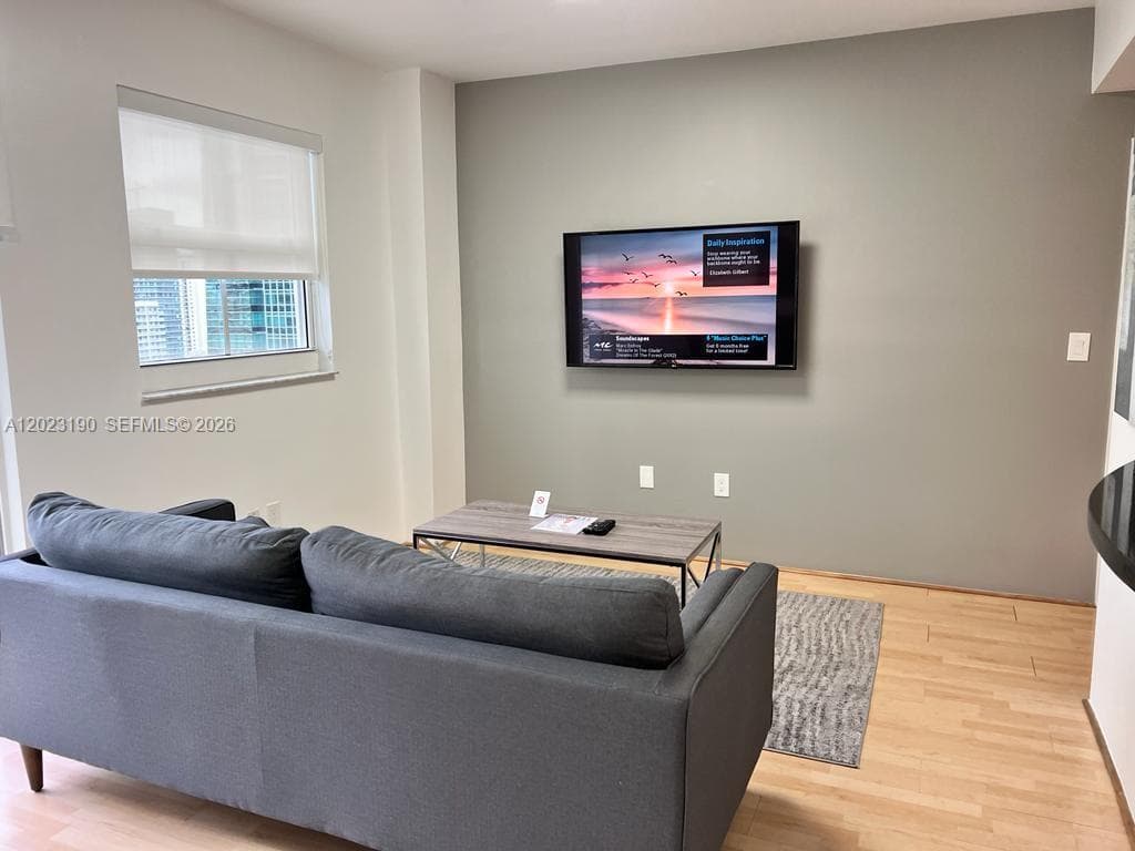 185 SE 14th Ter # 2809, Miami FL 33131 — 18