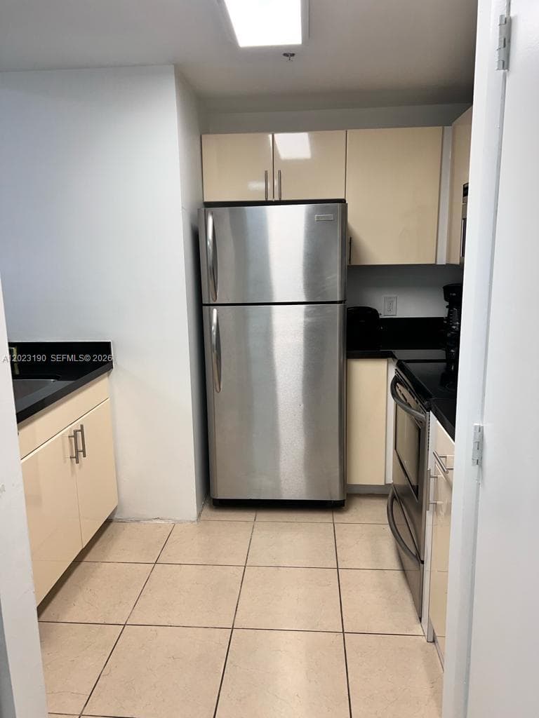 185 SE 14th Ter # 2809, Miami FL 33131 — 31