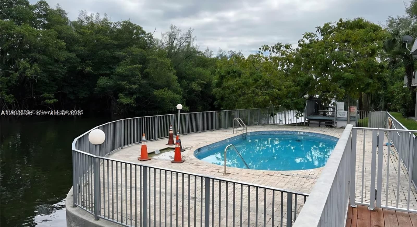 1860 Venice Park Dr # 107, North Miami FL 33181 — 27