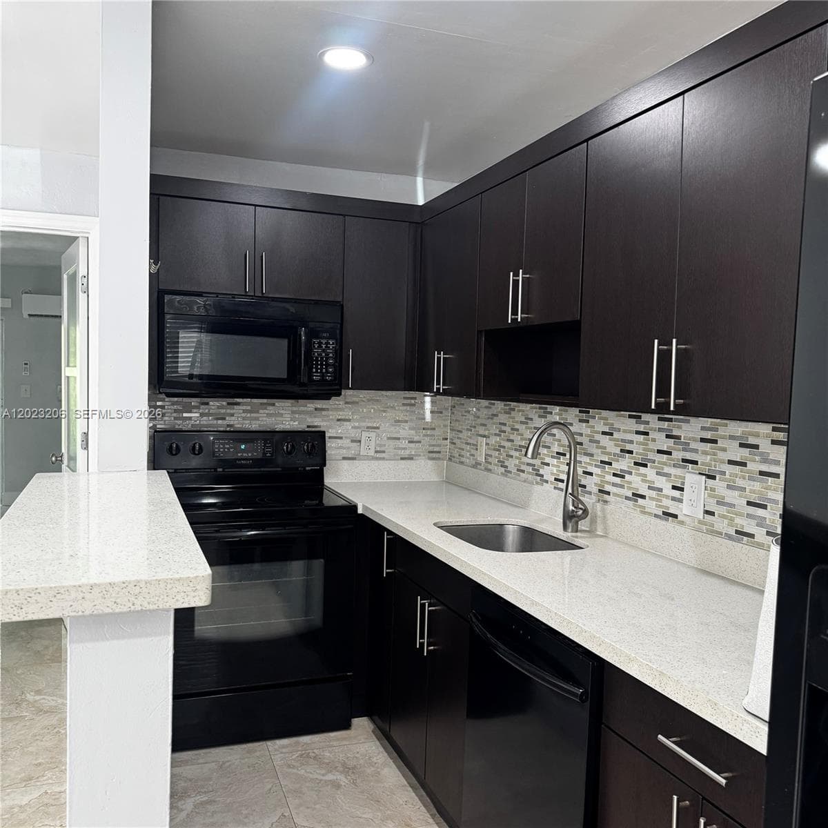 1860 Venice Park Dr # 107, North Miami FL 33181 — 2