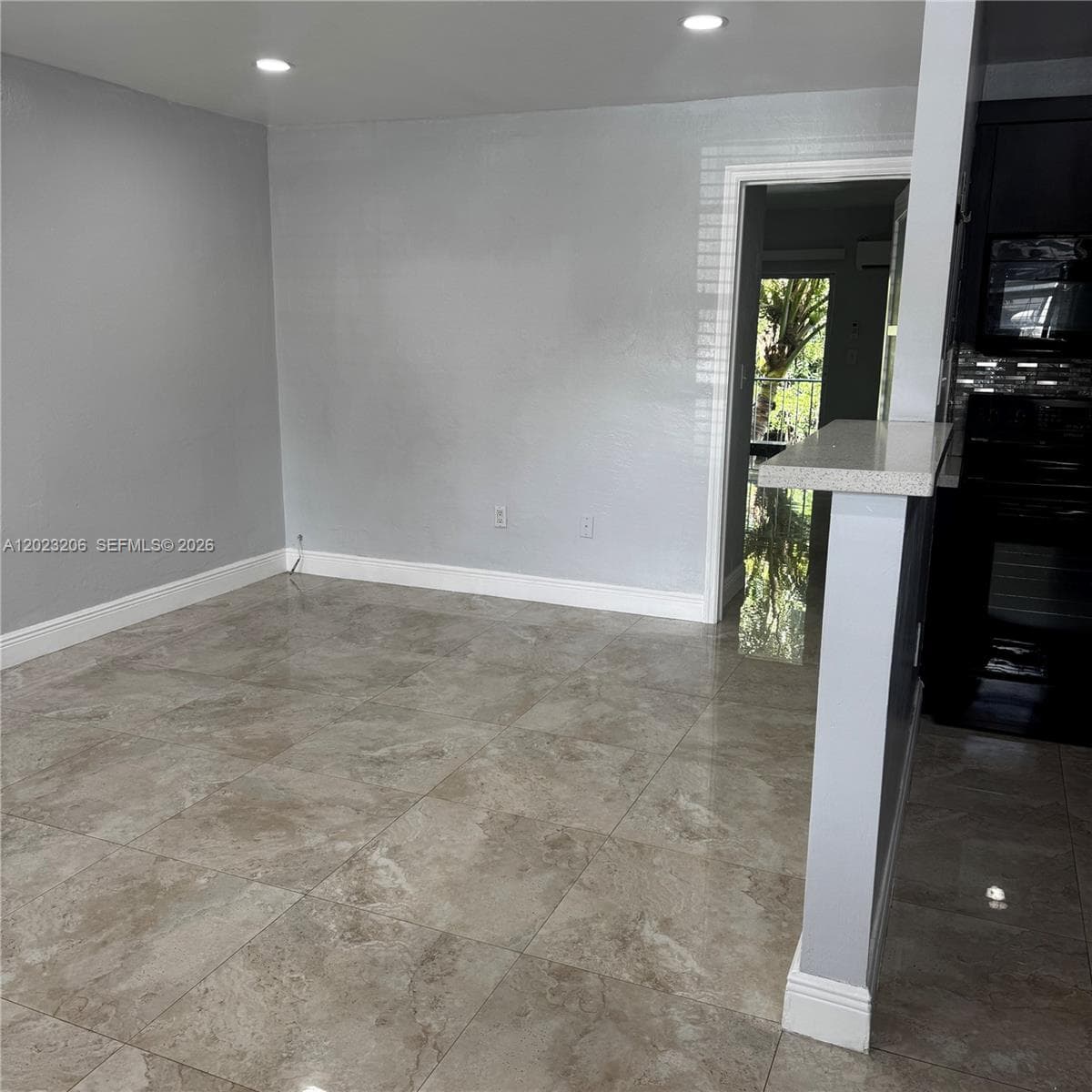 1860 Venice Park Dr # 107, North Miami FL 33181 — 11