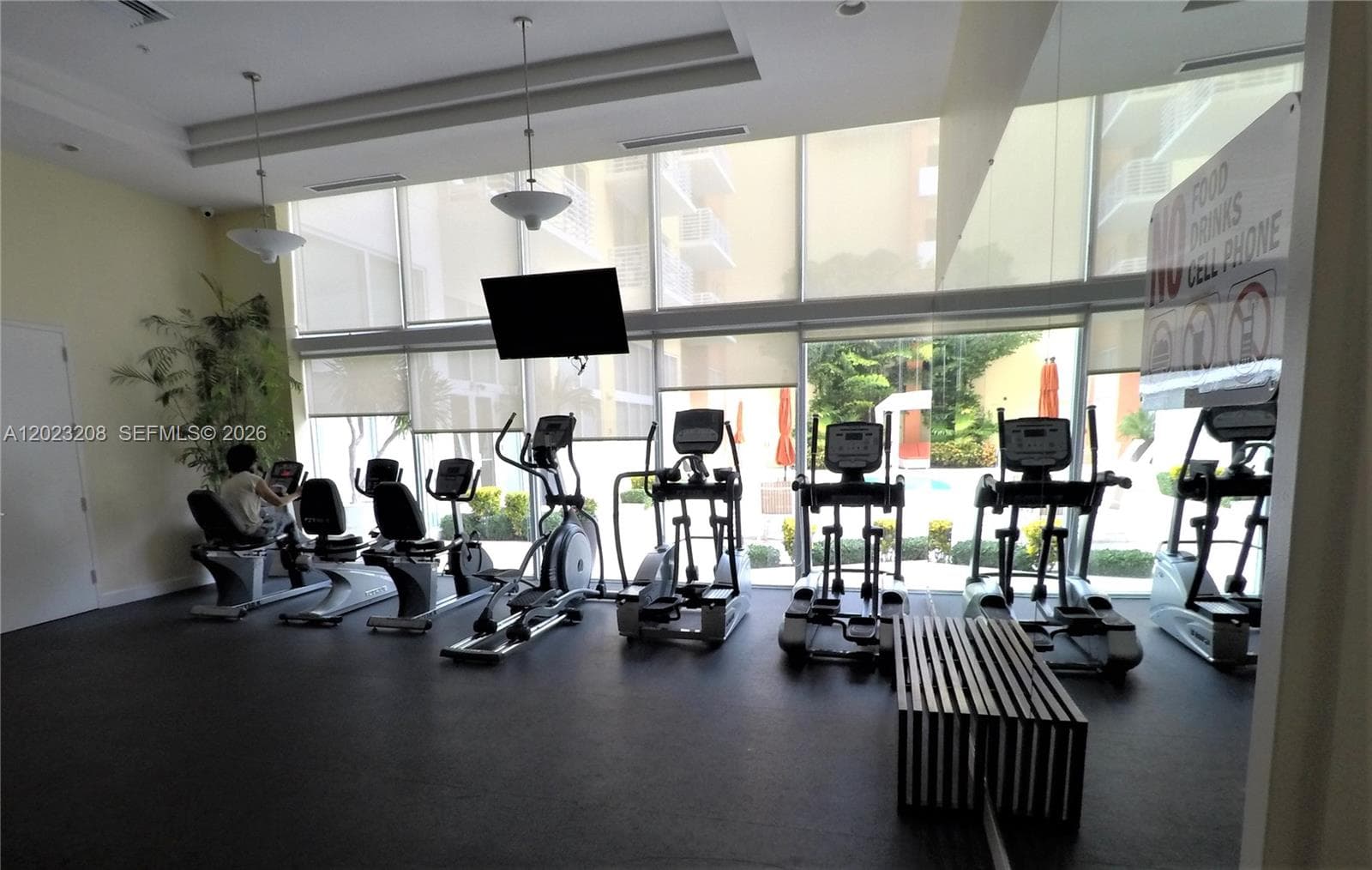 2775 NE 187th St # 314, Aventura FL 33180 — 33