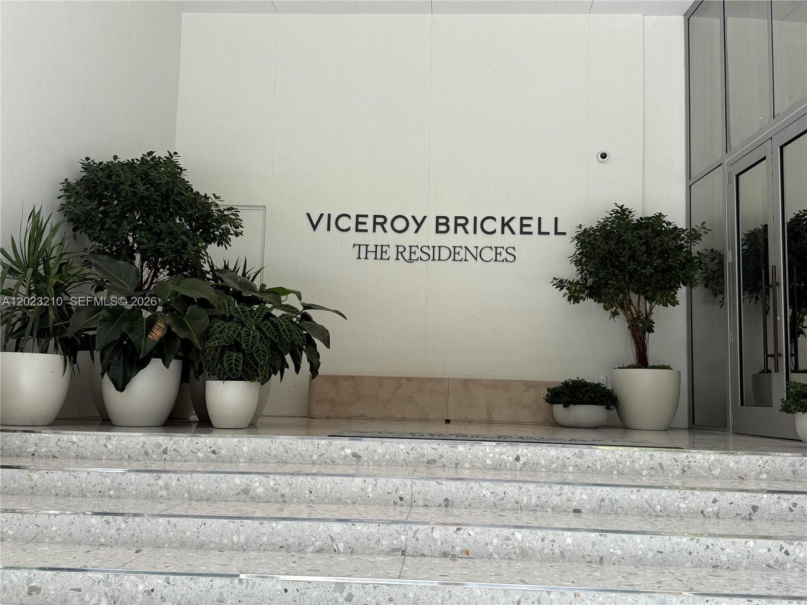 77 SE 5th ST # 2111, Miami FL 33131 — 4