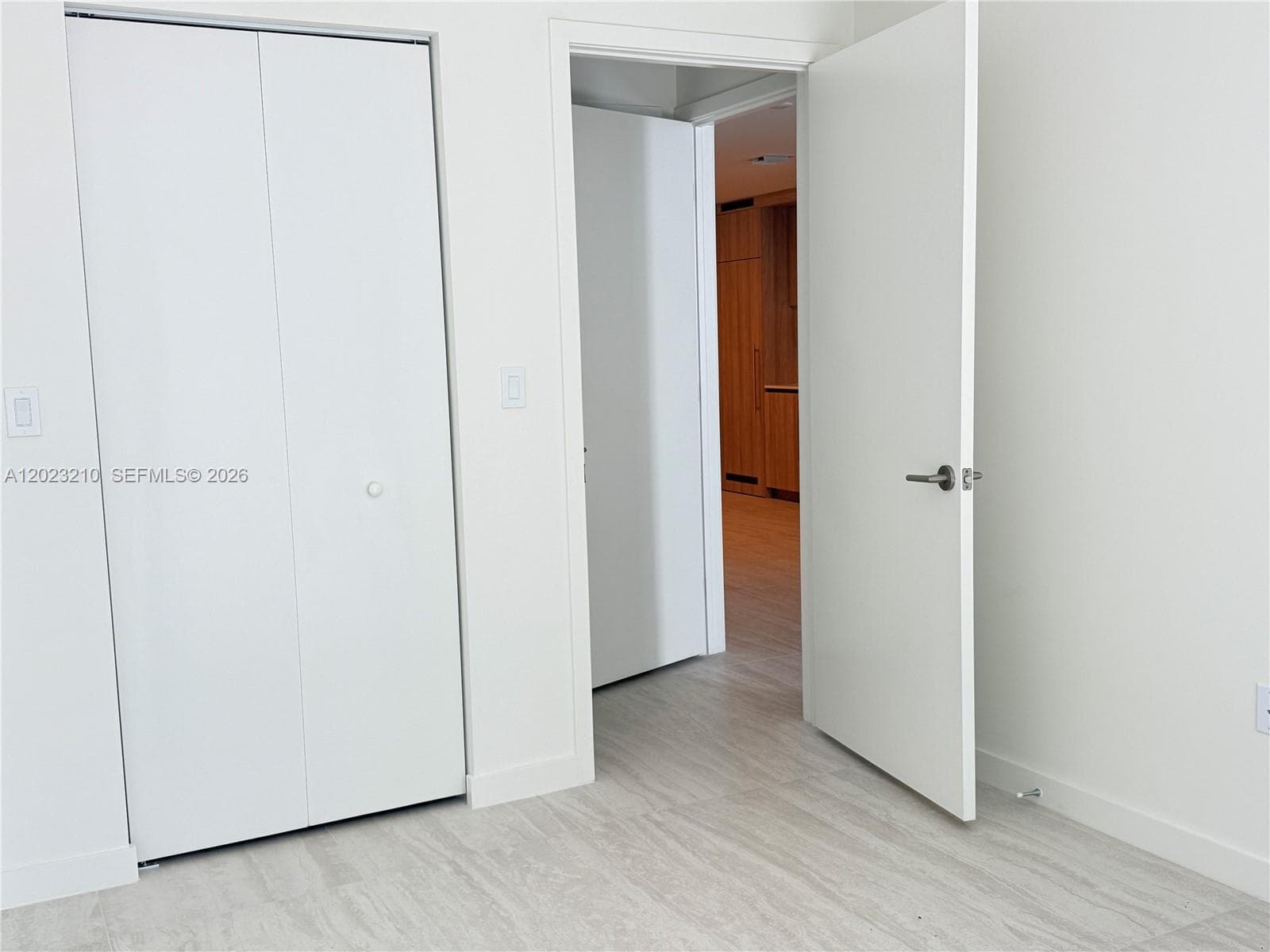 77 SE 5th ST # 2111, Miami FL 33131 — 8