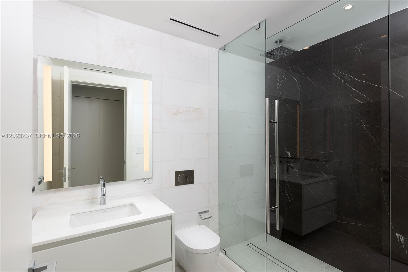 300 S Biscayne Blvd Way # 2107, Miami FL 33131 — 13