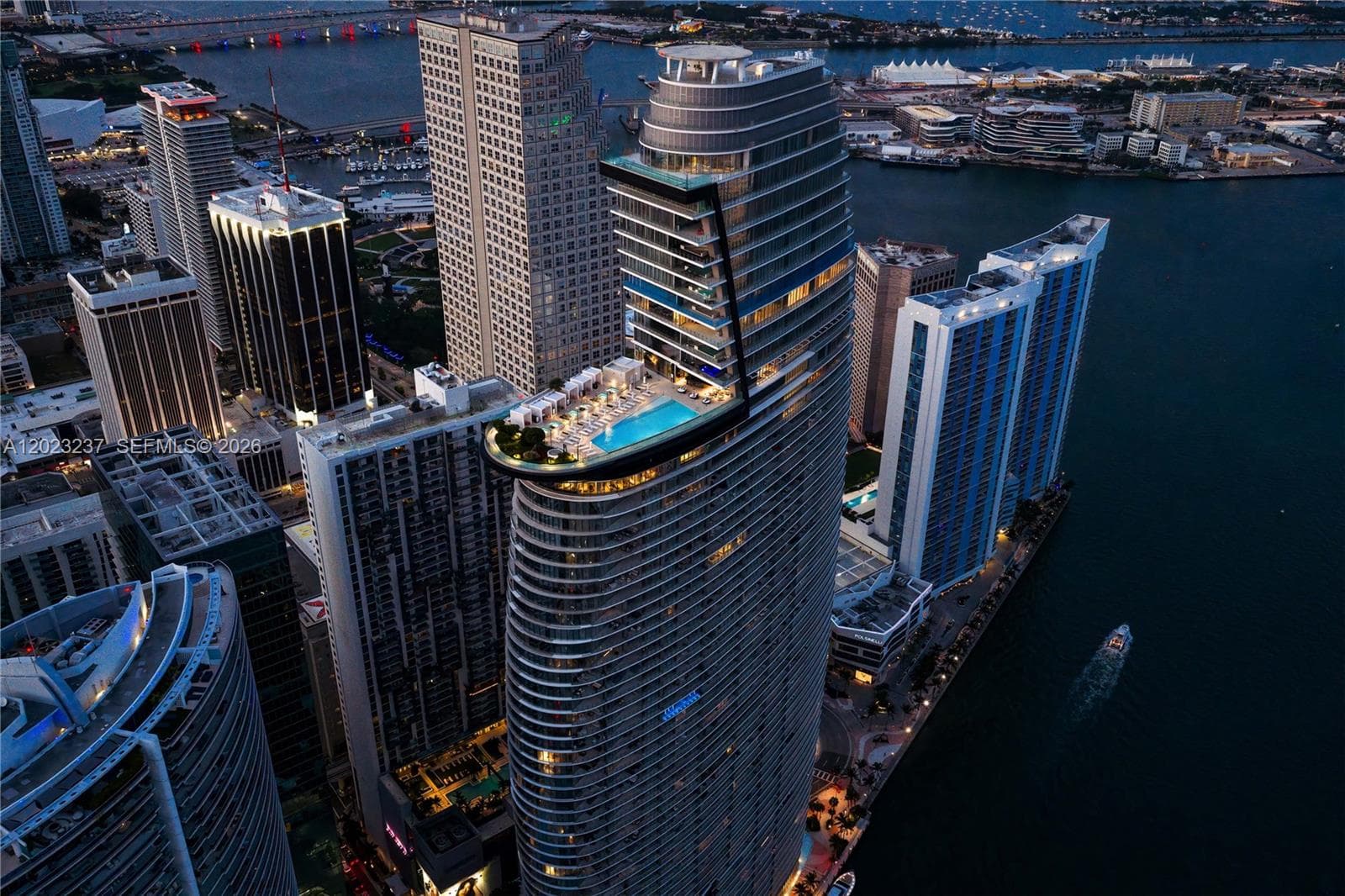 300 S Biscayne Blvd Way # 2107, Miami FL 33131 — 16