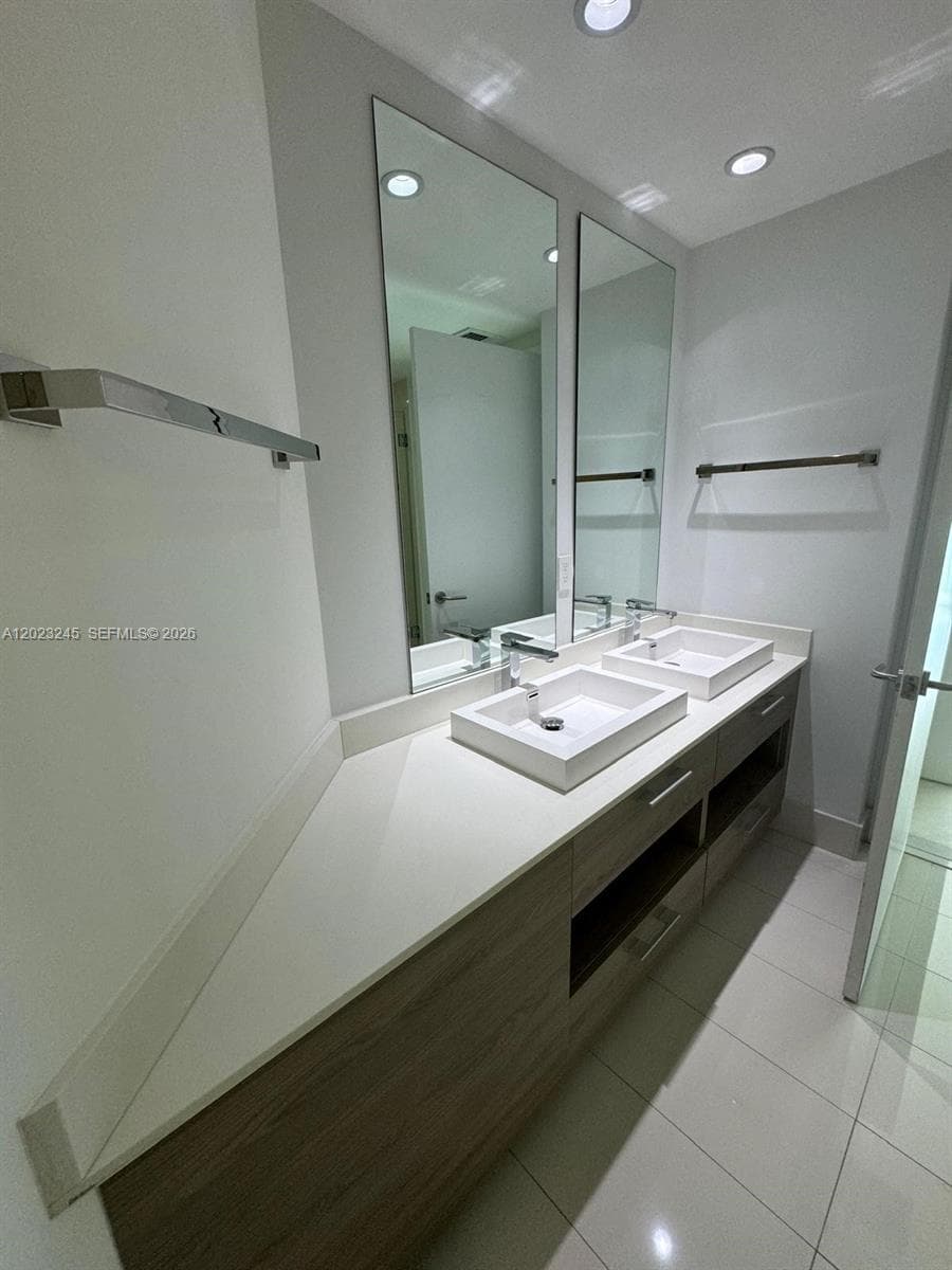 1300 S Miami Ave # 4001, Miami FL 33130 — 12