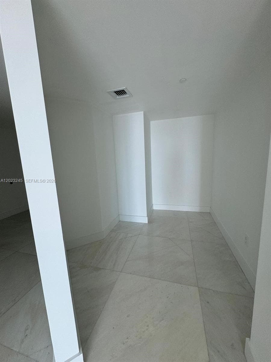 1300 S Miami Ave # 4001, Miami FL 33130 — 22