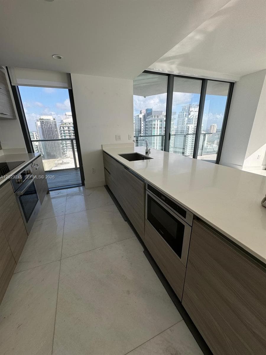 1300 S Miami Ave # 4001, Miami FL 33130 — 4