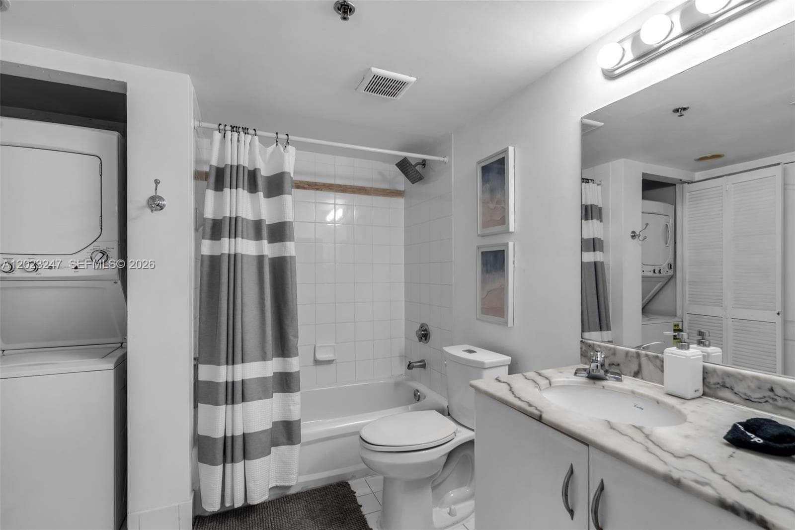 1200 Brickell Bay Dr # 2915, Miami FL 33131 — 24