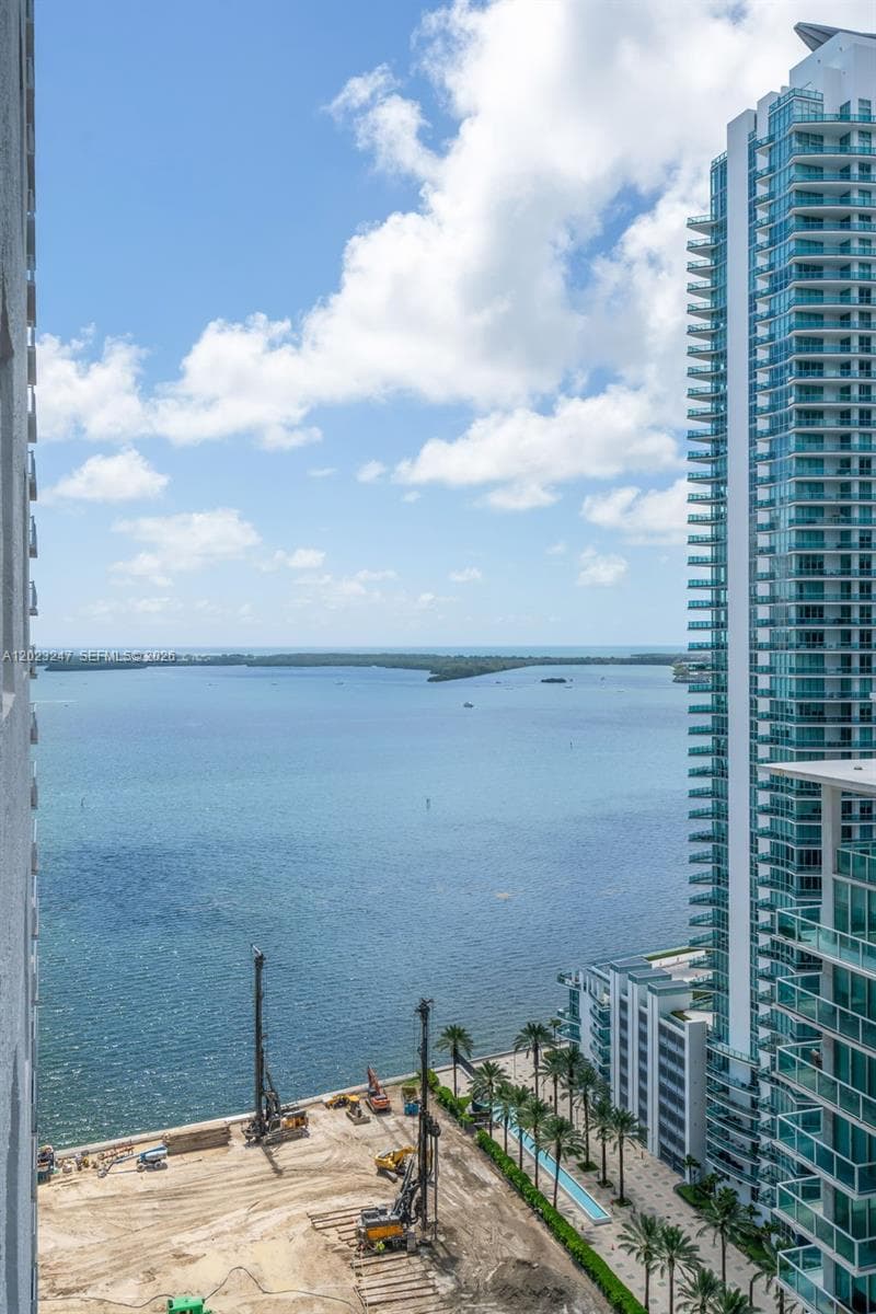 1200 Brickell Bay Dr # 2915, Miami FL 33131 — 31