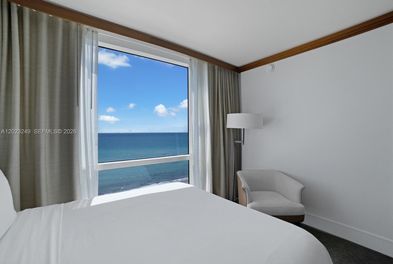 6801 Collins Ave, Miami Beach FL 33141 — 11