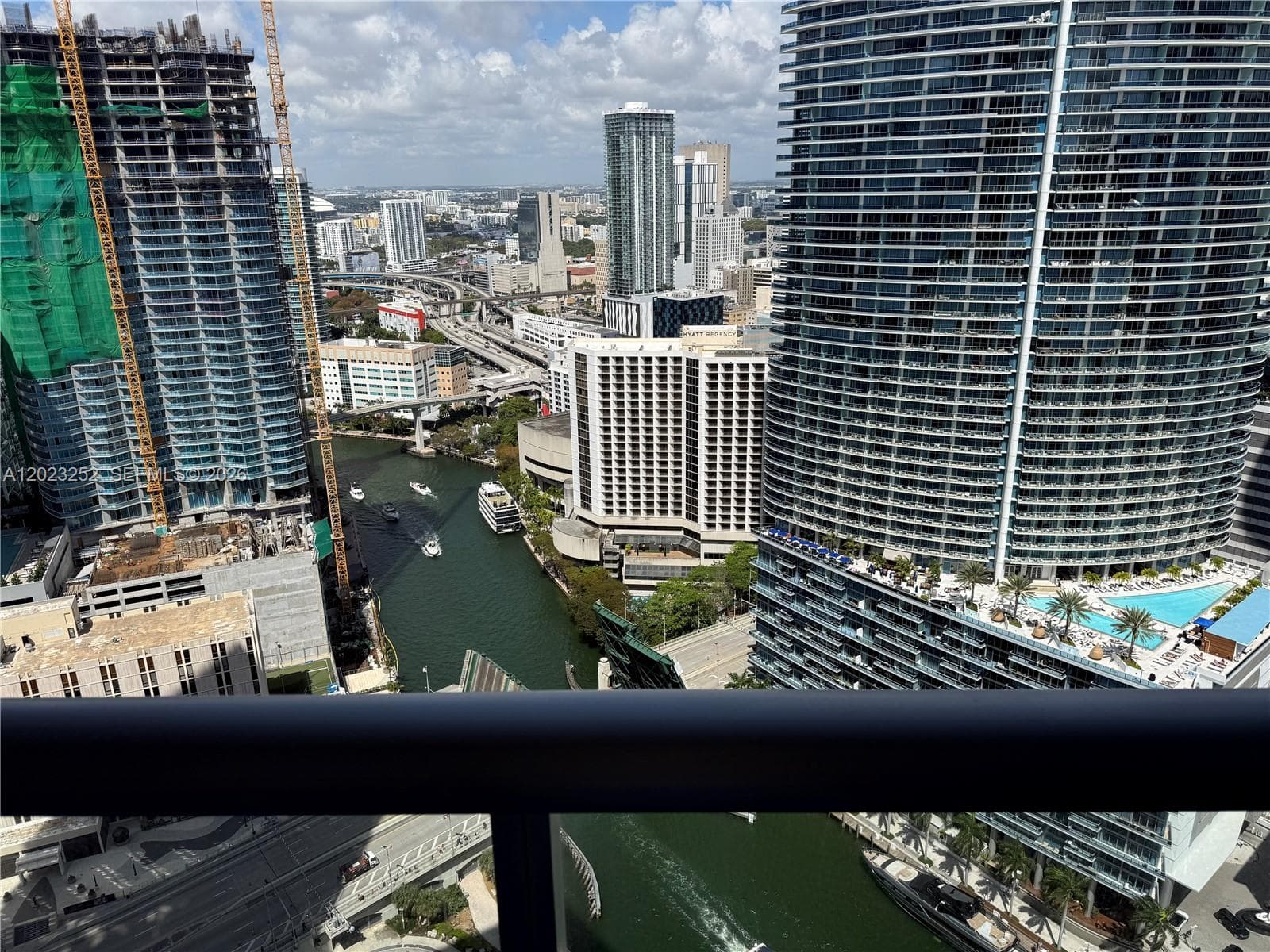 465 Brickell Ave # 3906, Miami FL 33131 — 2