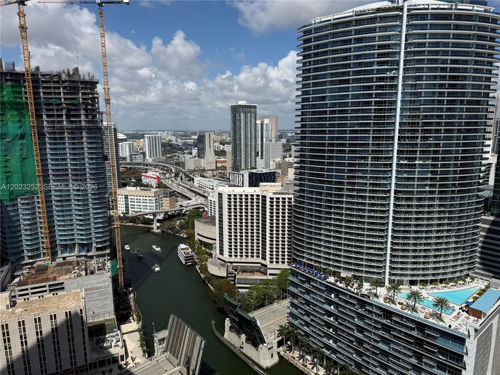 465 Brickell Ave # 3906, Miami FL 33131 — 1