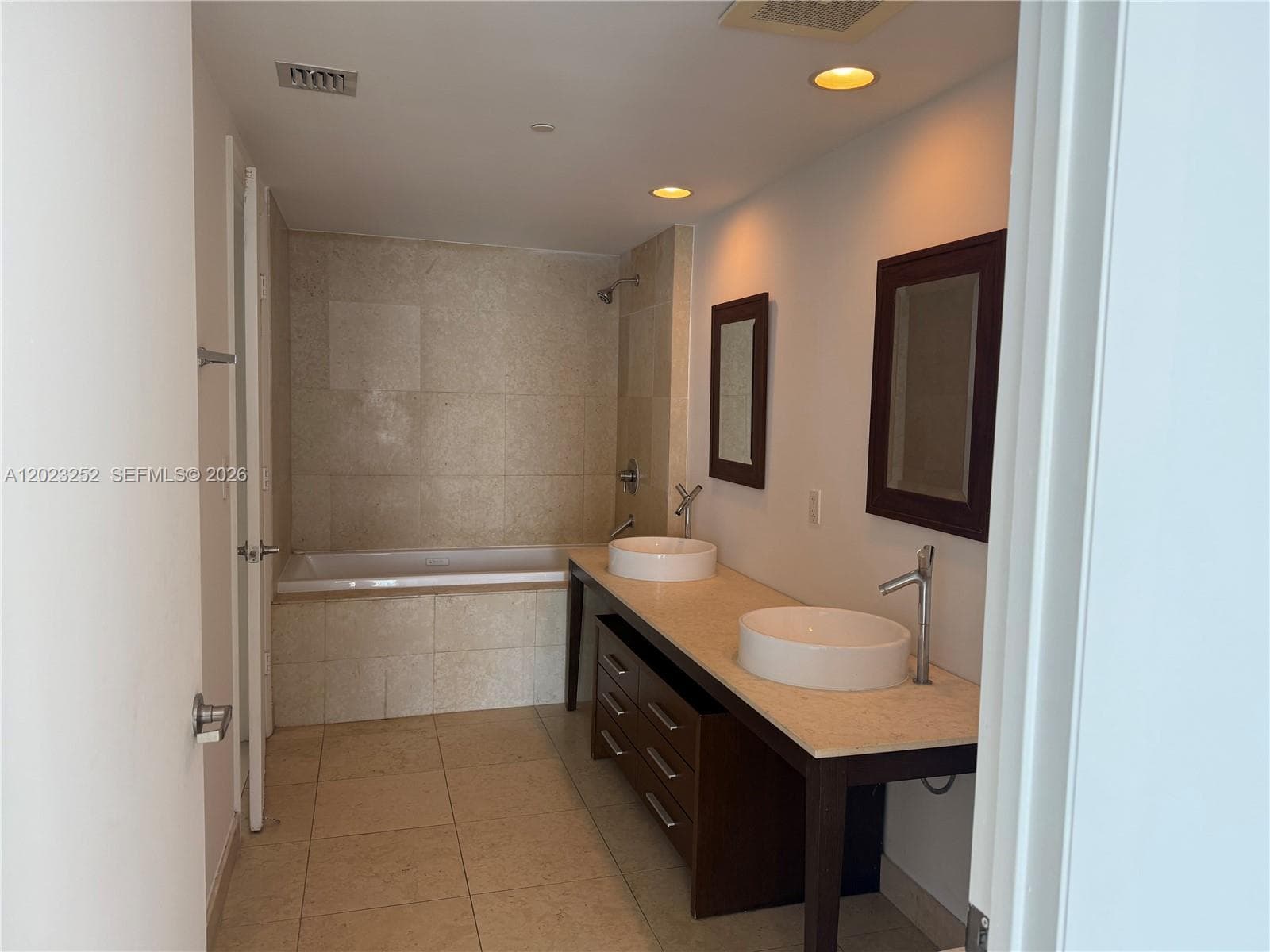 465 Brickell Ave # 3906, Miami FL 33131 — 8