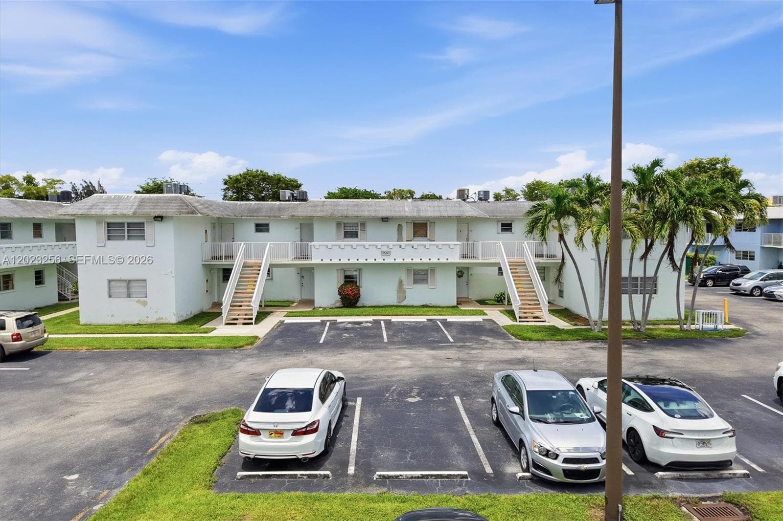7680 SW 82nd St # H121, Miami FL 33143 — 28