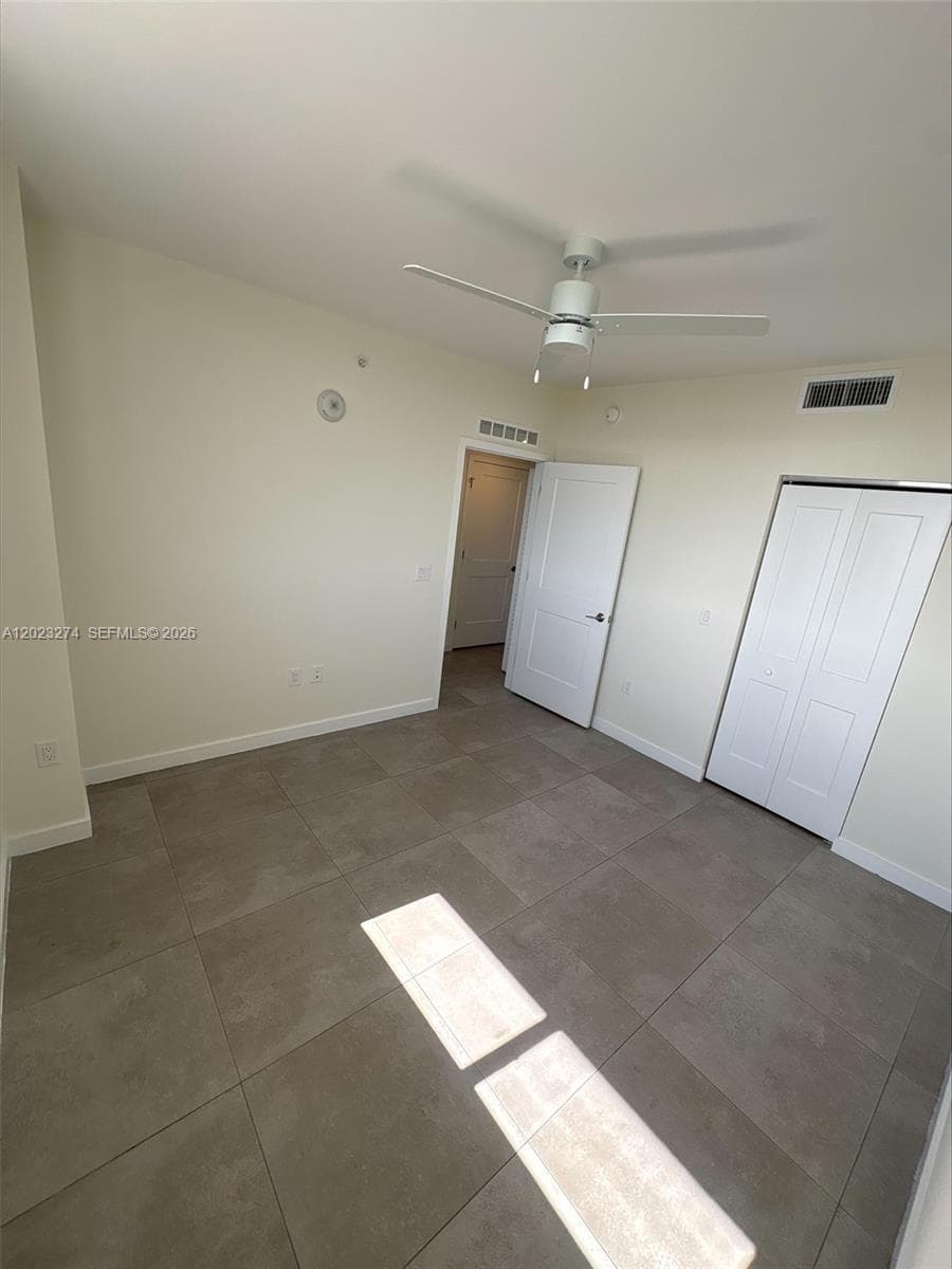 16395 Biscayne Blvd # 1310, North Miami Beach FL 33160 — 6