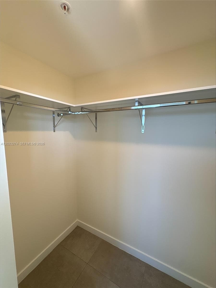 16395 Biscayne Blvd # 1310, North Miami Beach FL 33160 — 3